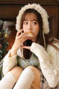 被迫跟校霸谈恋爱以后免费