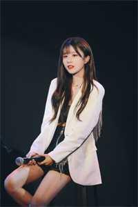 穿进虐文的女主