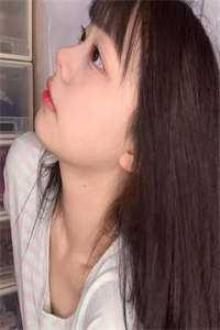 雀鸟难逃金笼最火的一句