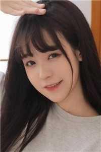 穿成侯府傻女无弹窗