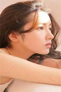 身死后他凭美貌在线恋爱(穿越)——且拂