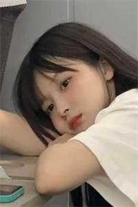 穿成庶子小可怜，我日日宅斗